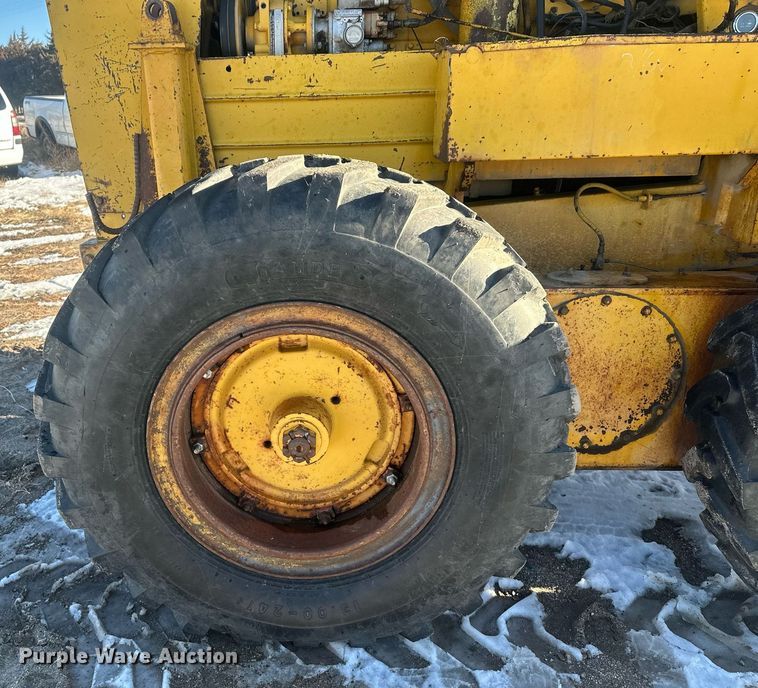 image for item ER5114 1972 Wabco 444 rigid frame motor grader