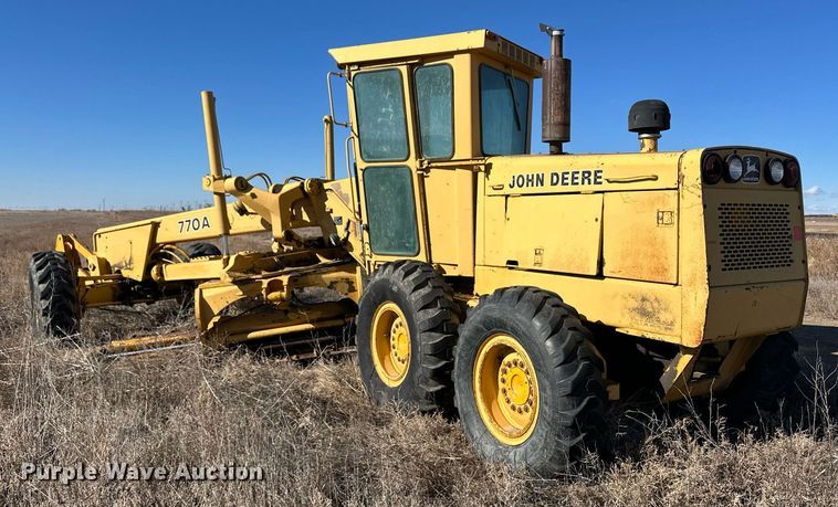 image for item ER8591 1981 John Deere 770A motor grader