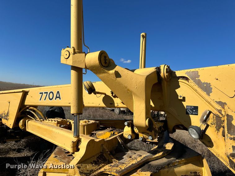 image for item ER8591 1981 John Deere 770A motor grader