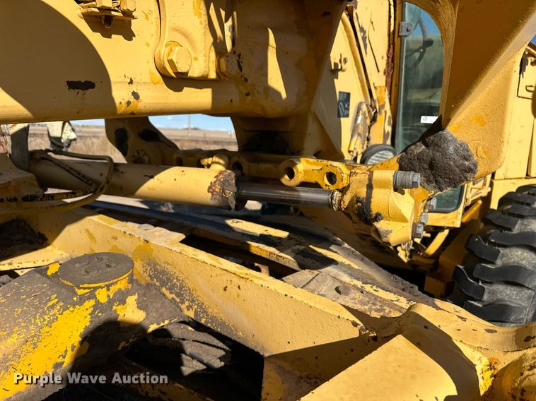 image for item ER8591 1981 John Deere 770A motor grader