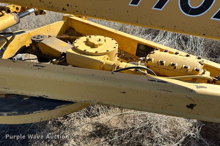 image for item ER8591 1981 John Deere 770A motor grader