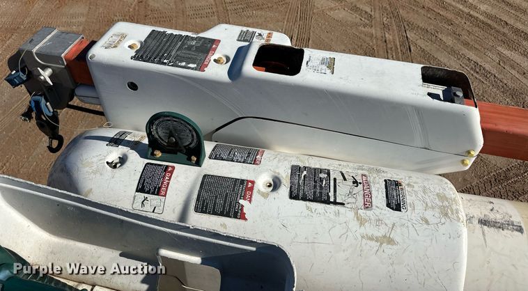 image for item ER8641 2013 Ford F750 Super Duty XL bucket truck