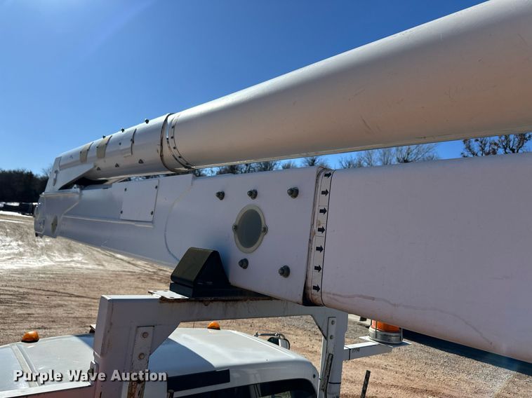 image for item ER8641 2013 Ford F750 Super Duty XL bucket truck