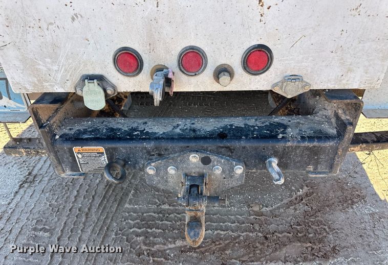 image for item ER8641 2013 Ford F750 Super Duty XL bucket truck