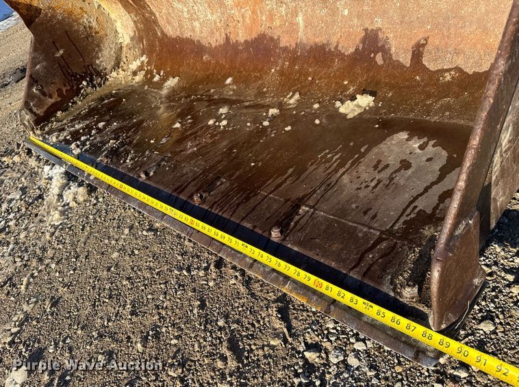 image for item LH9429 1999 Caterpillar 416C backhoe