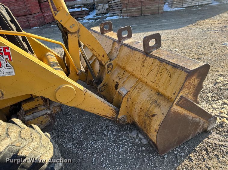 image for item LH9429 1999 Caterpillar 416C backhoe