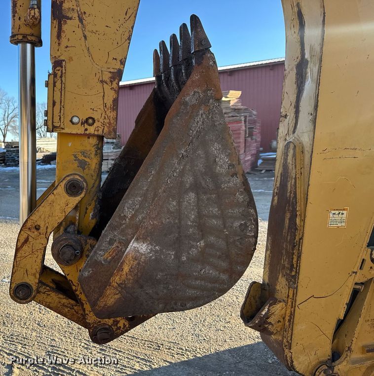 image for item LH9429 1999 Caterpillar 416C backhoe