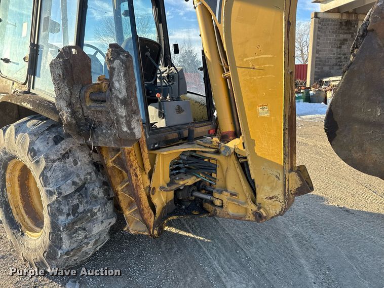 image for item LH9429 1999 Caterpillar 416C backhoe