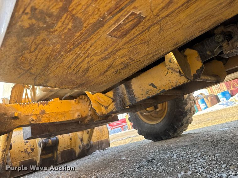 image for item LH9429 1999 Caterpillar 416C backhoe