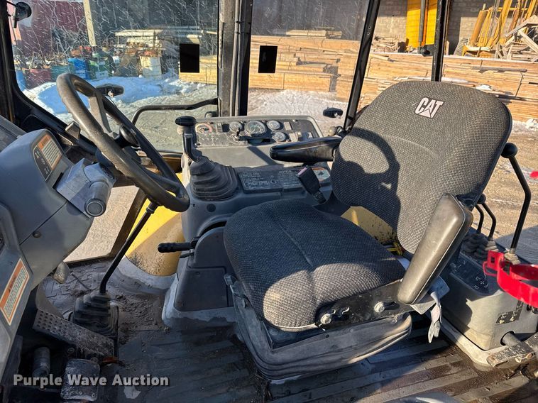 image for item LH9429 1999 Caterpillar 416C backhoe