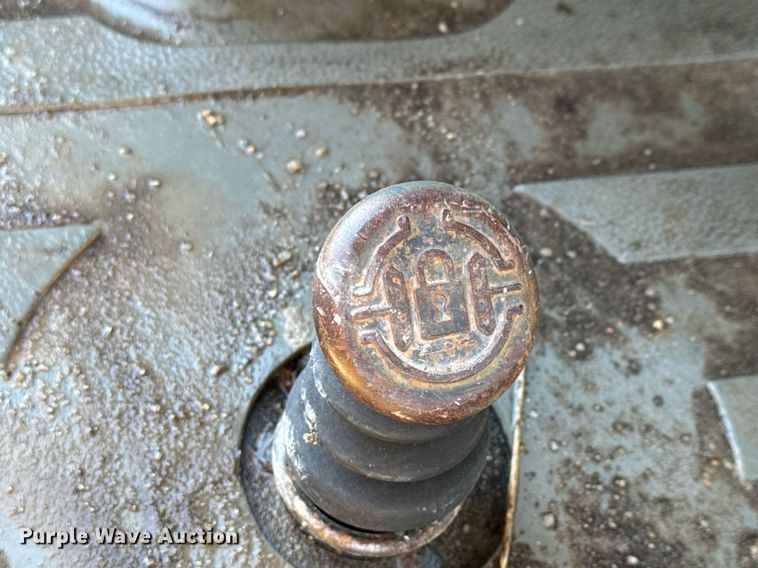 image for item LH9429 1999 Caterpillar 416C backhoe