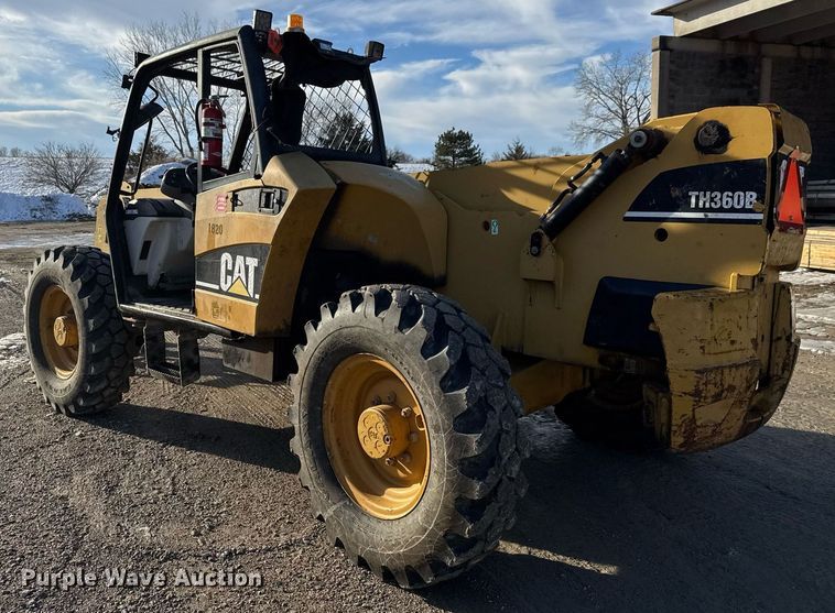 image for item LH9430 2004 Caterpillar TH360B telehandler