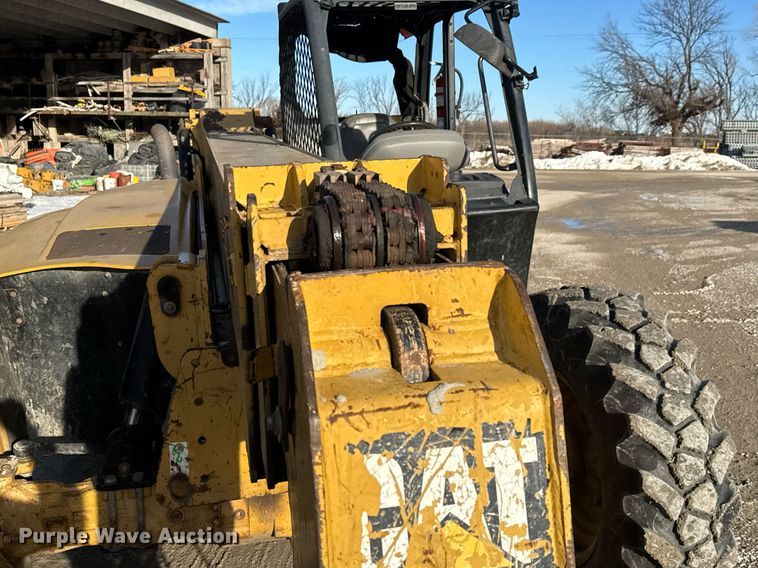 image for item LH9430 2004 Caterpillar TH360B telehandler