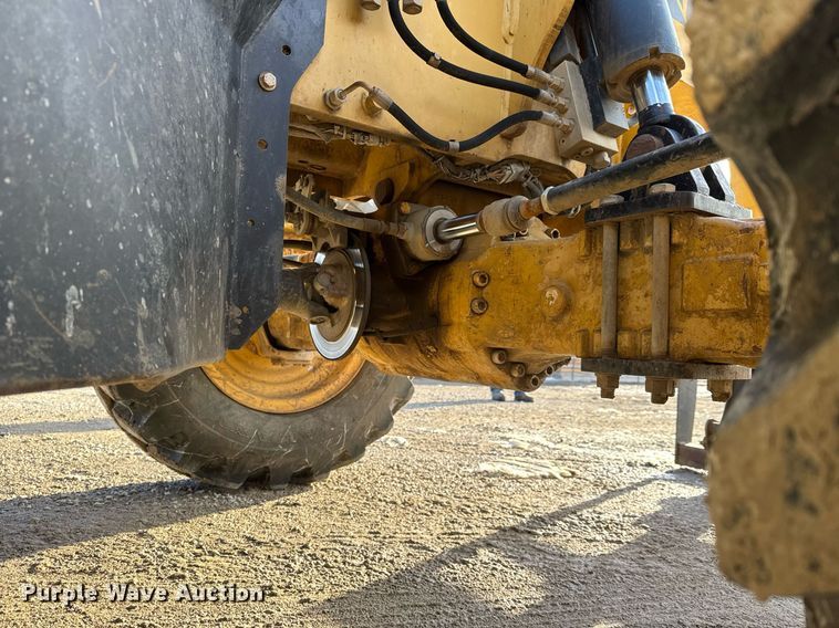 image for item LH9430 2004 Caterpillar TH360B telehandler