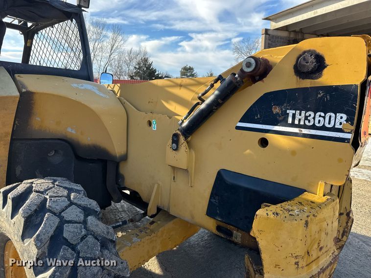 image for item LH9430 2004 Caterpillar TH360B telehandler