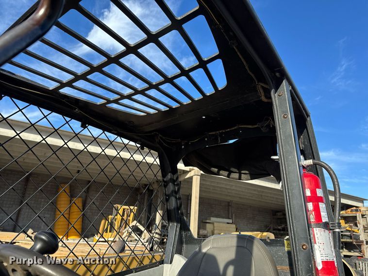 image for item LH9430 2004 Caterpillar TH360B telehandler