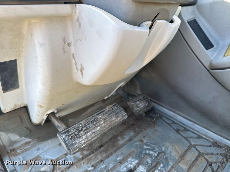 image for item LH9430 2004 Caterpillar TH360B telehandler