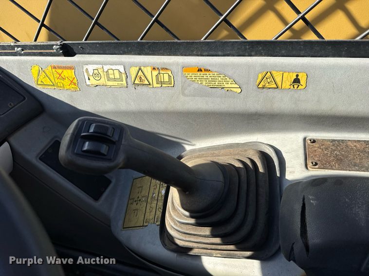 image for item LH9430 2004 Caterpillar TH360B telehandler