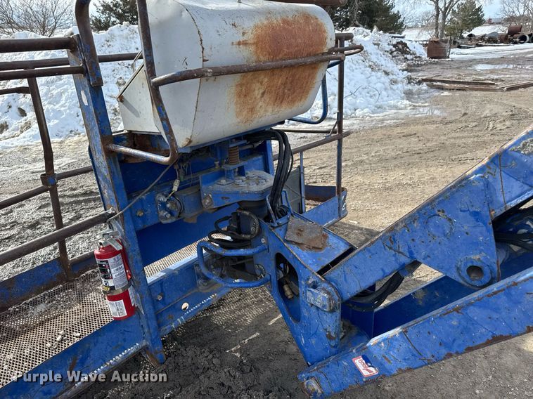 image for item LH9433 2008 Aichi SR21AJ/ISR70J boom lift