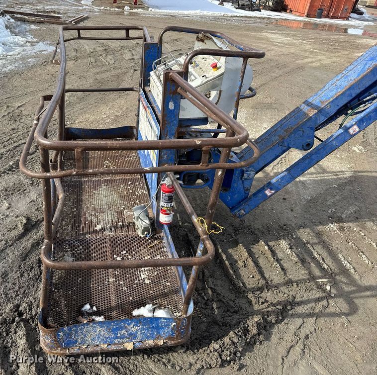 image for item LH9433 2008 Aichi SR21AJ/ISR70J boom lift