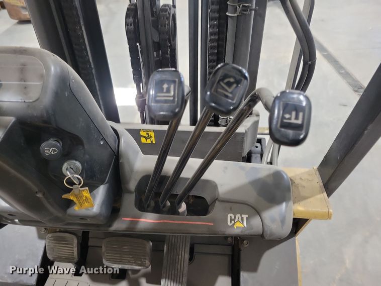 image for item OH9506 2000 Caterpillar  GC25K forklift