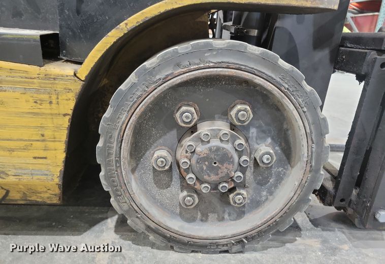 image for item OH9506 2000 Caterpillar  GC25K forklift