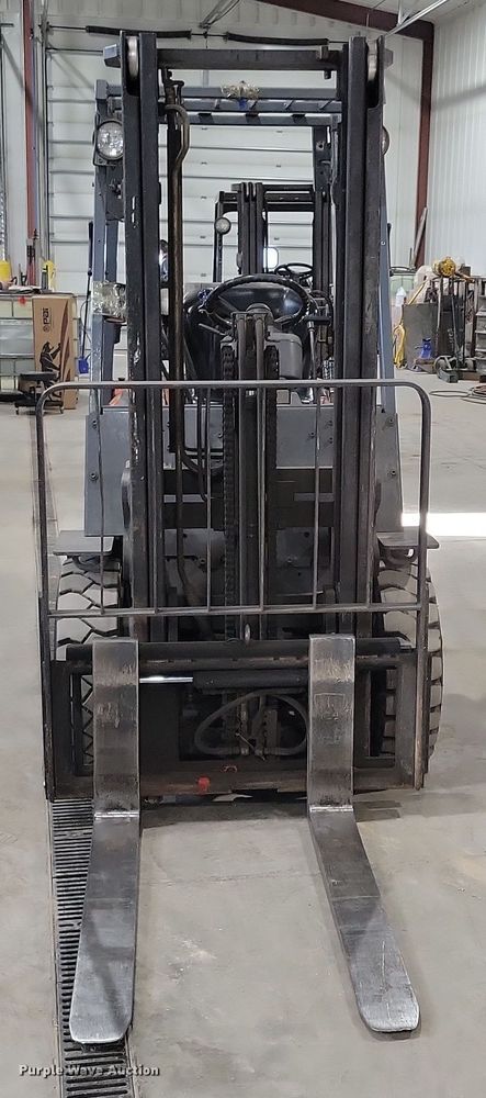 image for item OH9507 1998 Toyota  426FGU20 forklift