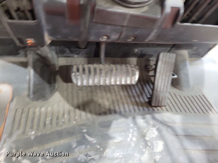 image for item OH9507 1998 Toyota  426FGU20 forklift