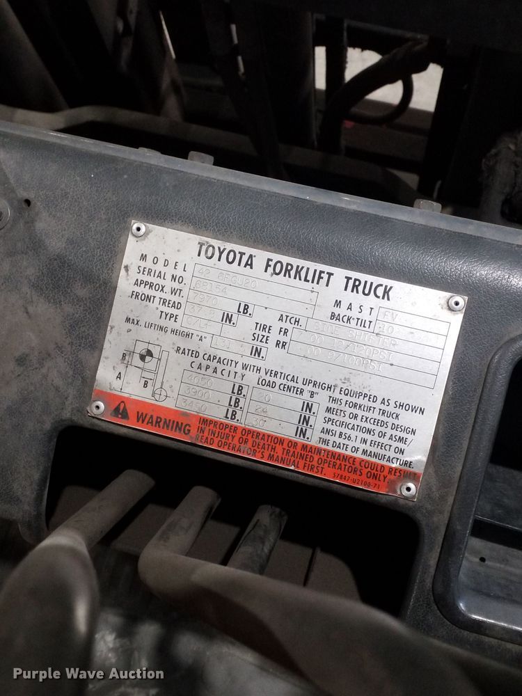 image for item OH9507 1998 Toyota  426FGU20 forklift