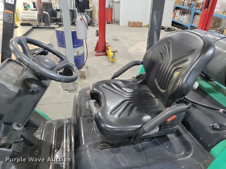 image for item OH9508 Mitsubishi FG25N forklift