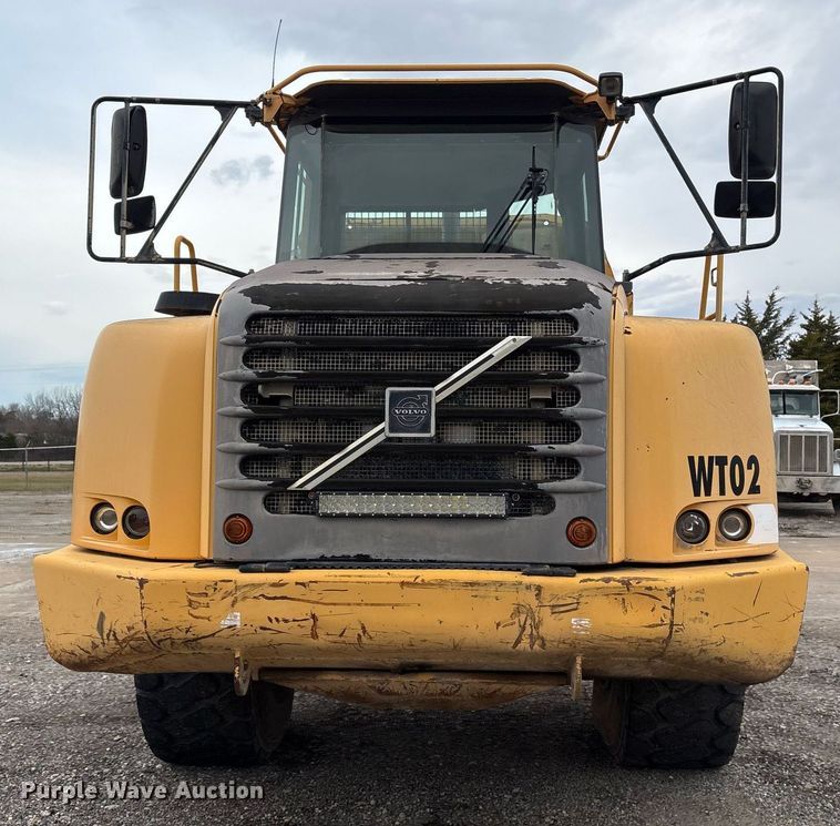 image for item OK9491 2005 Volvo A25D articulated haul truck