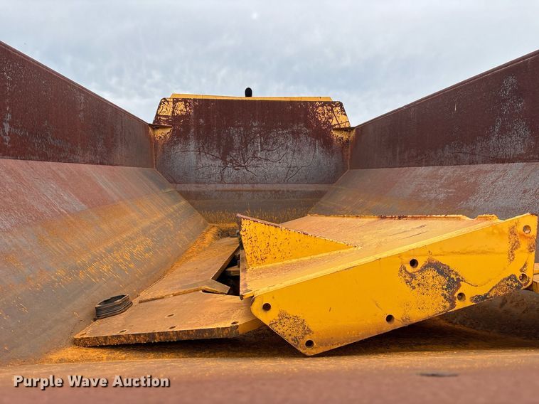 image for item OK9491 2005 Volvo A25D articulated haul truck