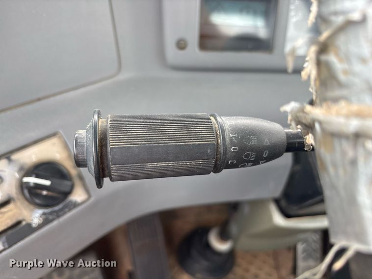 image for item OK9491 2005 Volvo A25D articulated haul truck