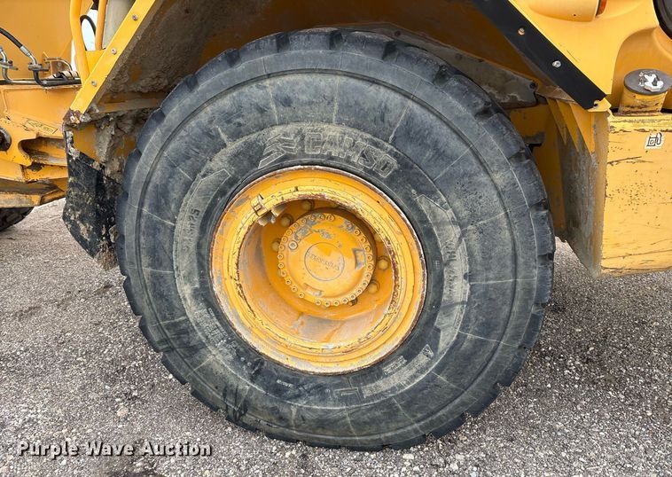 image for item OK9491 2005 Volvo A25D articulated haul truck