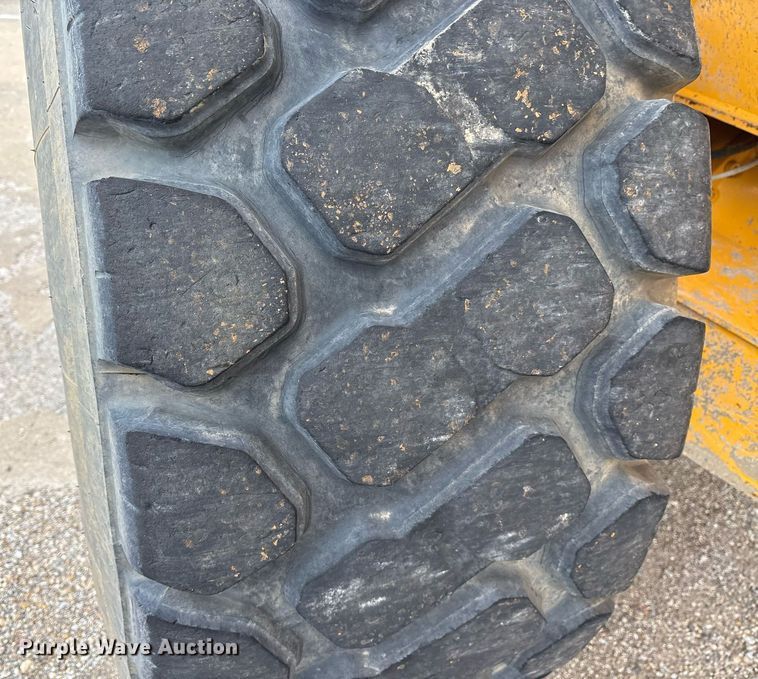 image for item OK9491 2005 Volvo A25D articulated haul truck