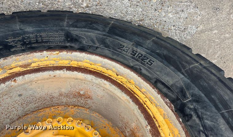 image for item OK9491 2005 Volvo A25D articulated haul truck