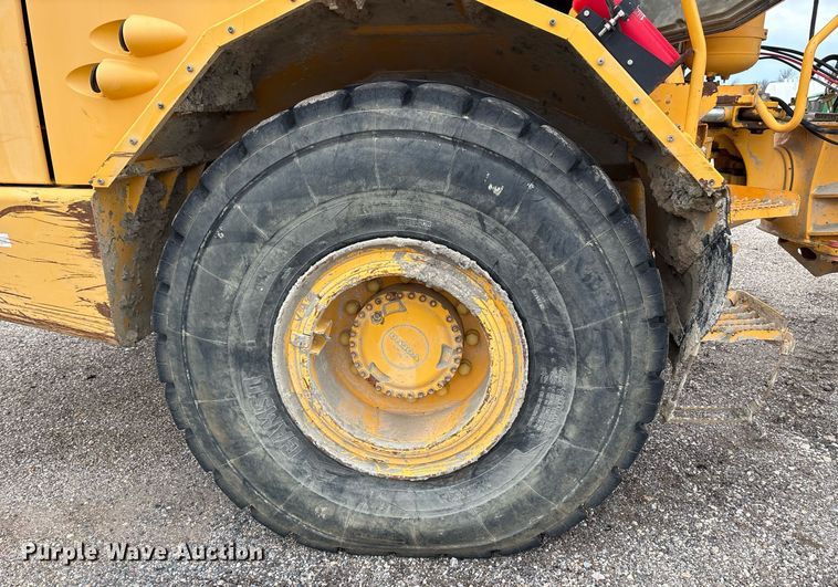 image for item OK9491 2005 Volvo A25D articulated haul truck