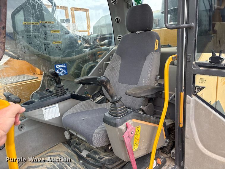 image for item OK9492 2015 Volvo EC350EL excavator