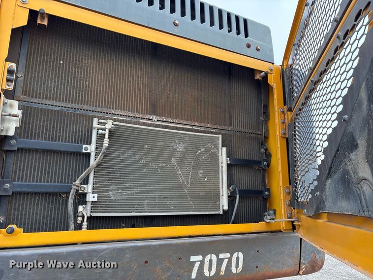 image for item OK9492 2015 Volvo EC350EL excavator