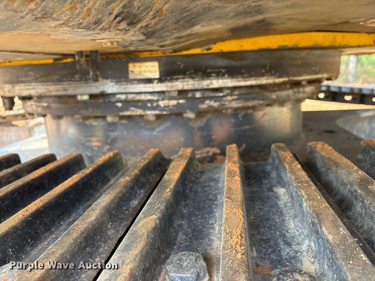 image for item OK9500 2007 John Deere 270D LC excavator