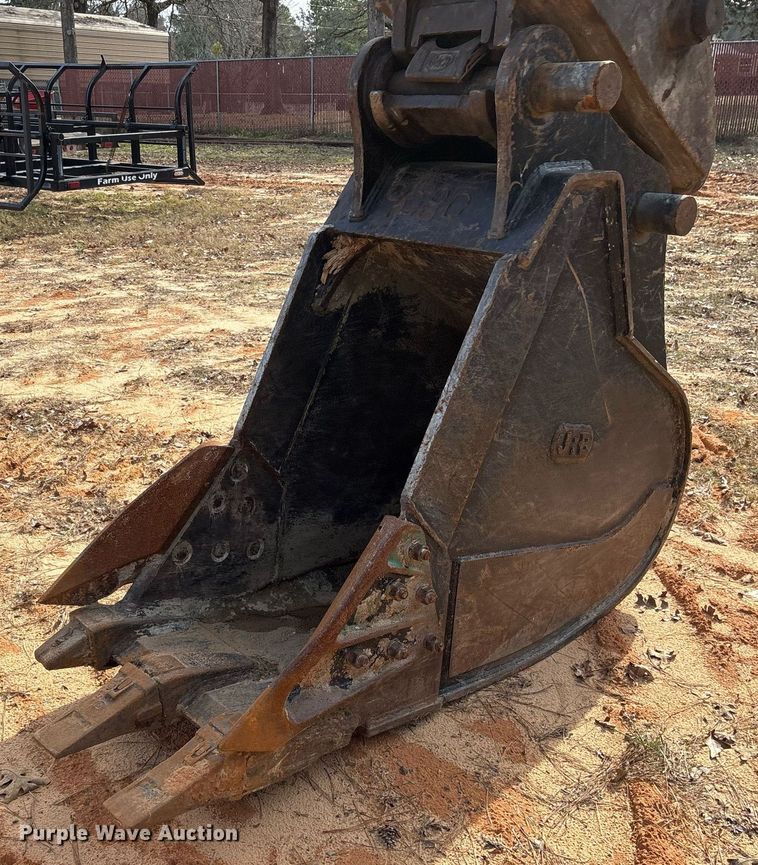 image for item OK9500 2007 John Deere 270D LC excavator