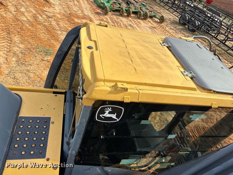 image for item OK9500 2007 John Deere 270D LC excavator