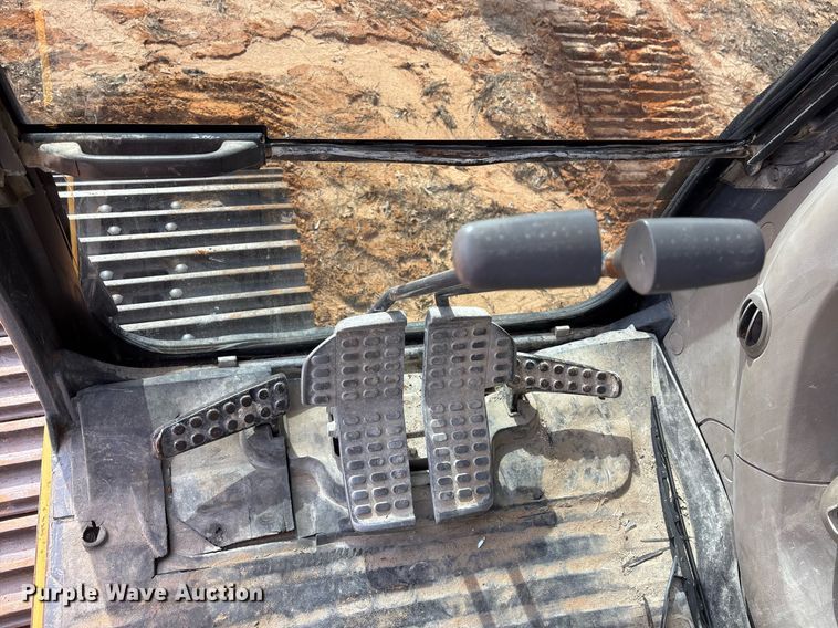 image for item OK9500 2007 John Deere 270D LC excavator