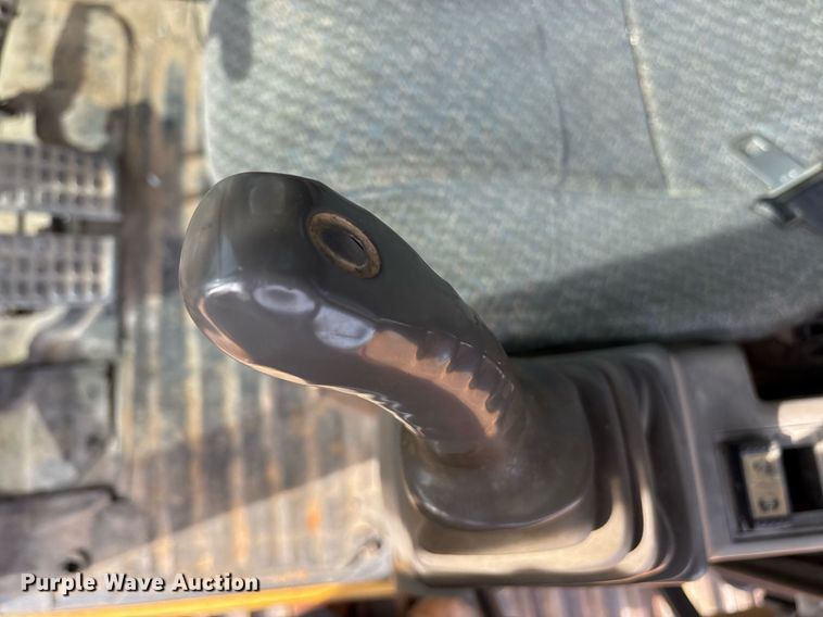 image for item OK9500 2007 John Deere 270D LC excavator