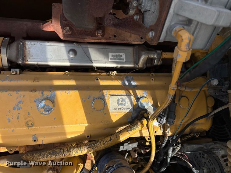 image for item OK9500 2007 John Deere 270D LC excavator