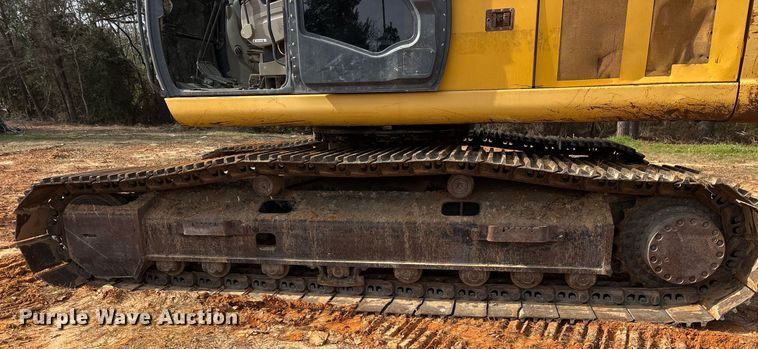 image for item OK9500 2007 John Deere 270D LC excavator