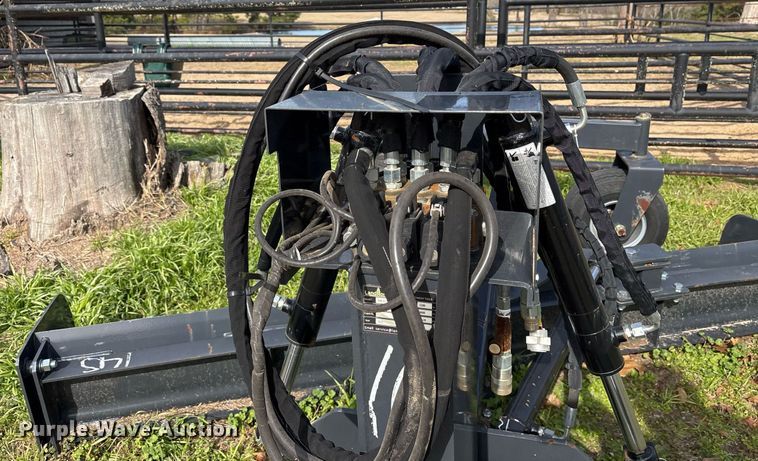 image for item OK9501 2023 Landhonor GM-12-96W skid steer grader