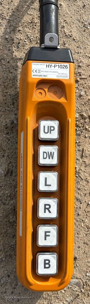 image for item OK9501 2023 Landhonor GM-12-96W skid steer grader