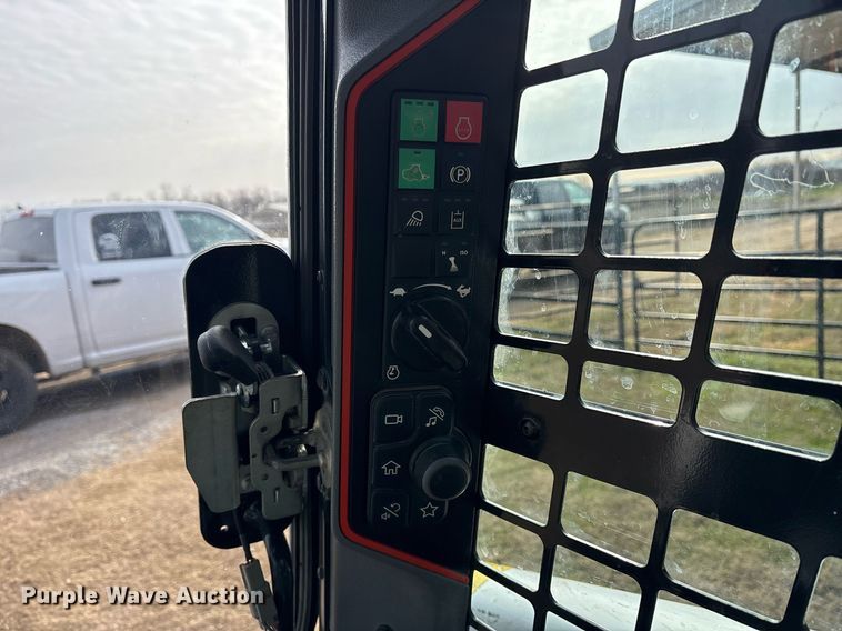 image for item OK9520 2021 Bobcat T62 tracked skid steer loader