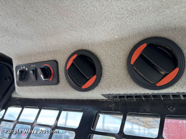 image for item OK9520 2021 Bobcat T62 tracked skid steer loader